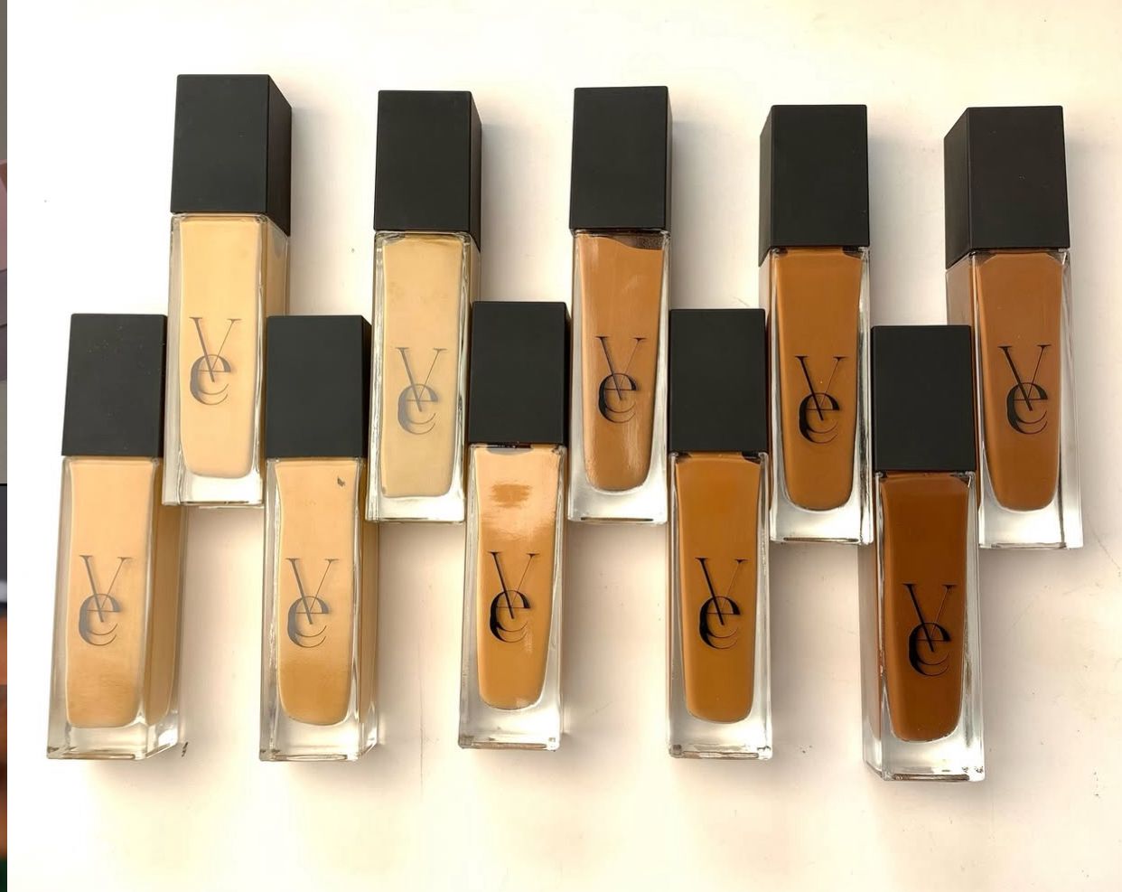 Vee Beauty Second Skin Foundation ( CHOCOLATE PIE )
