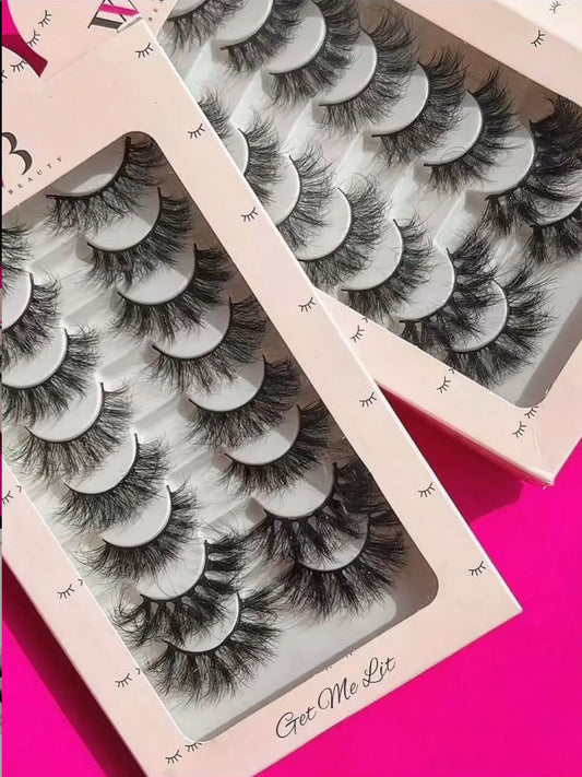 Get me lit lashes Wynkk Beauty