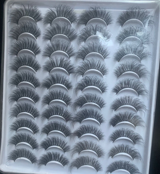 Plain lashes big