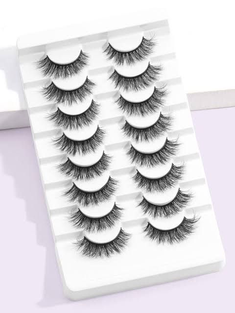 Natural lashes
